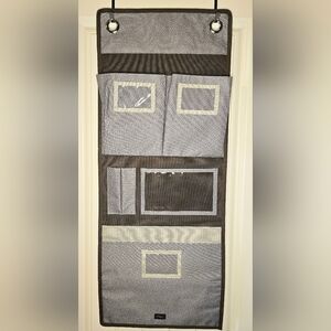 [THIRTY-ONE] Hang up family organizer ●○ Grey Pin Dots ●● Retired ●●